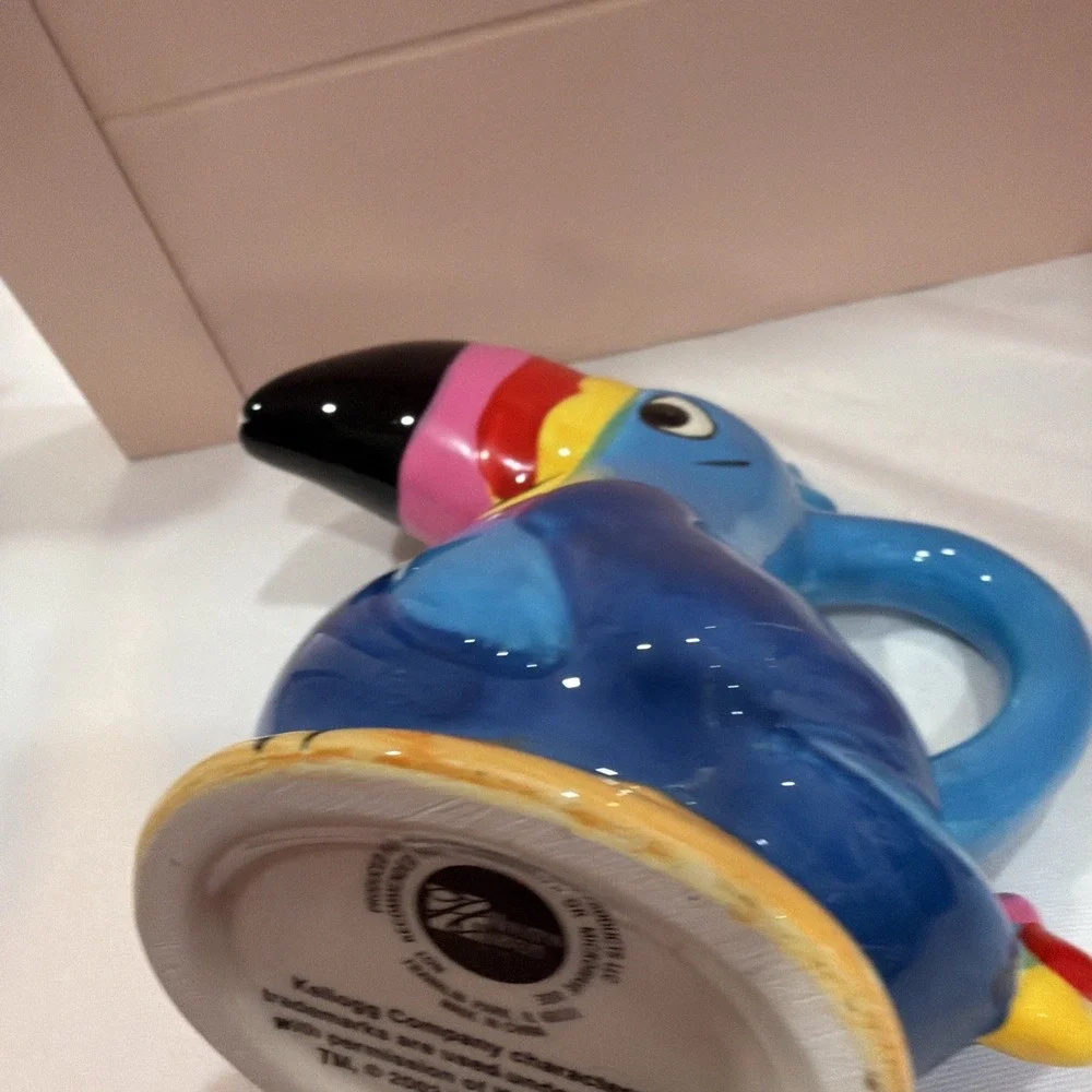 Tony the Tiger and Toucan Sam Kellogg's Cereal Suger, Milk Servers Y2K Porcelain